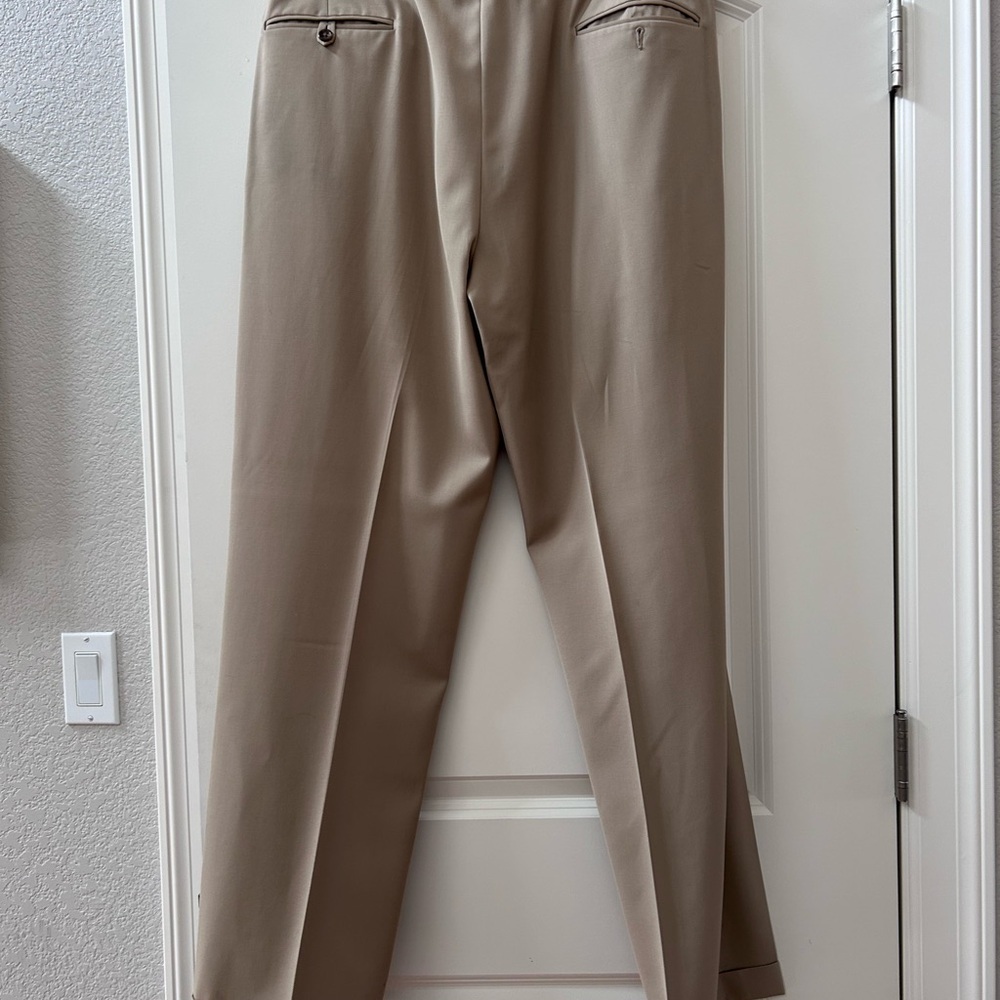 Vintage Polo Ralph Lauren Extrafine Virgin Wool Pleated cuffed tan trousers. 38 - Picture 6 of 15